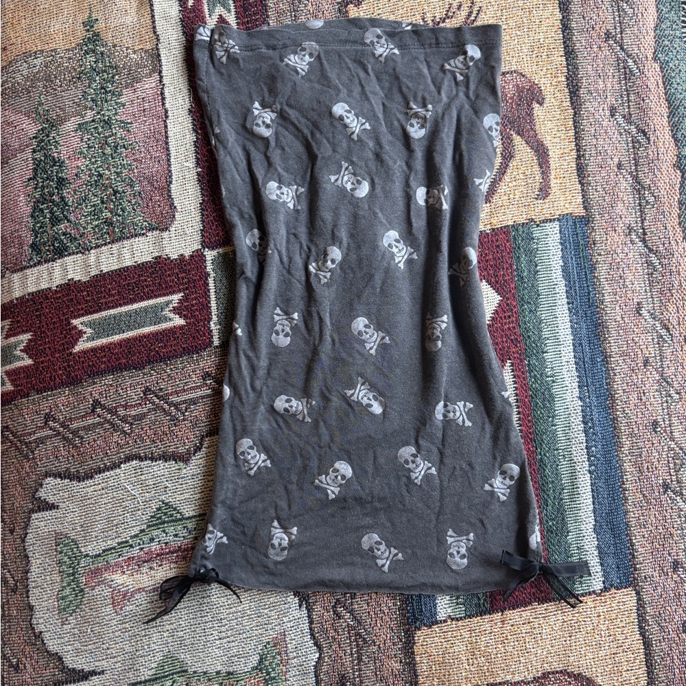 Gray Skull Print tube top